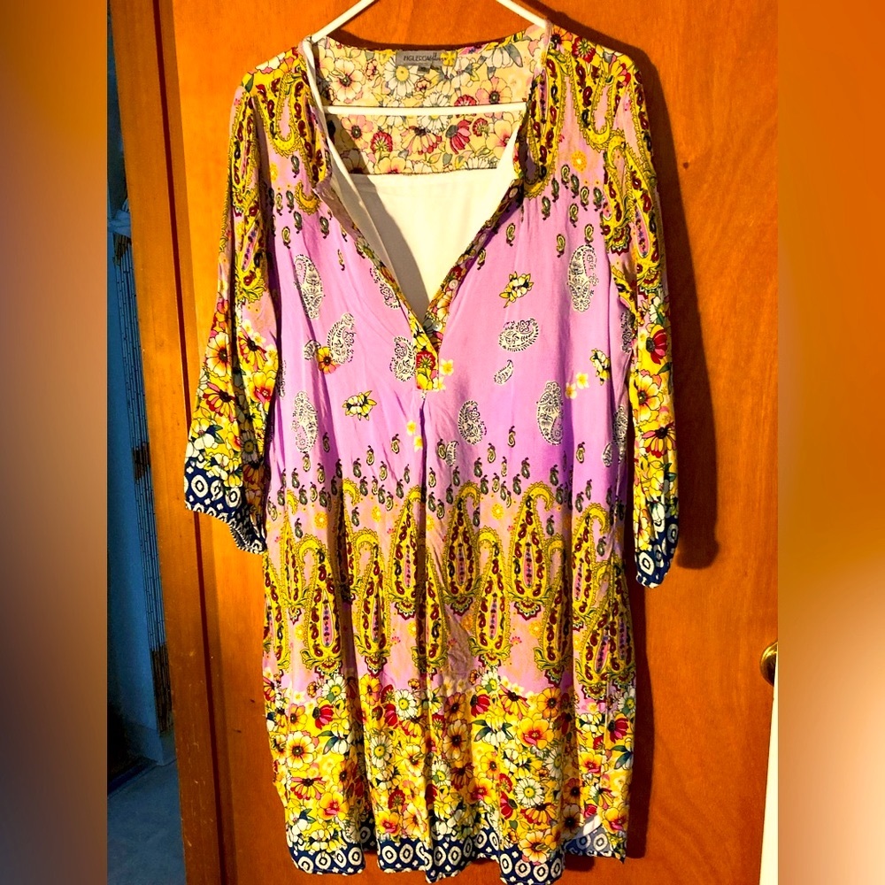 Cute, light print dress